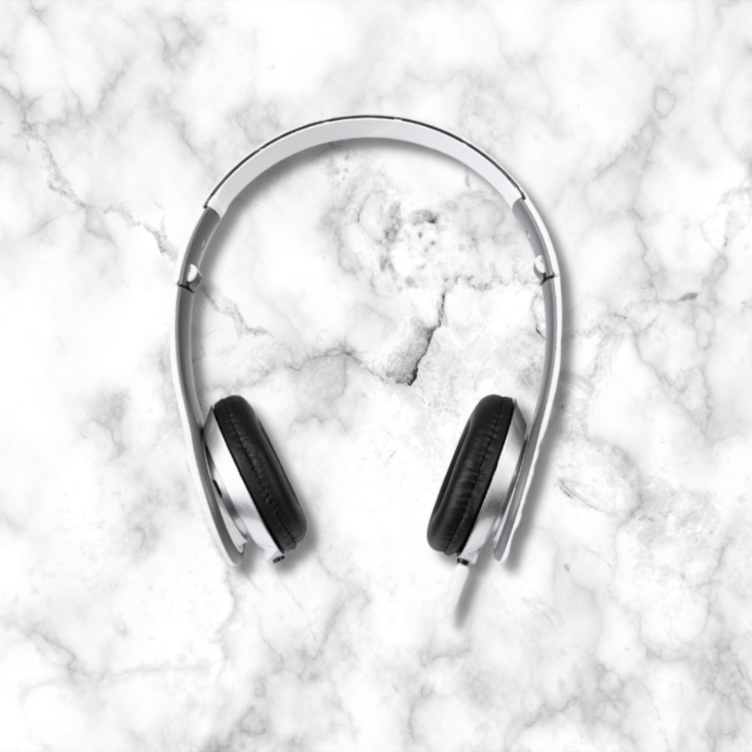 1642417729_Landmark-Foldable-Wired-Headphone-with-Mic-LM-2027HP-04