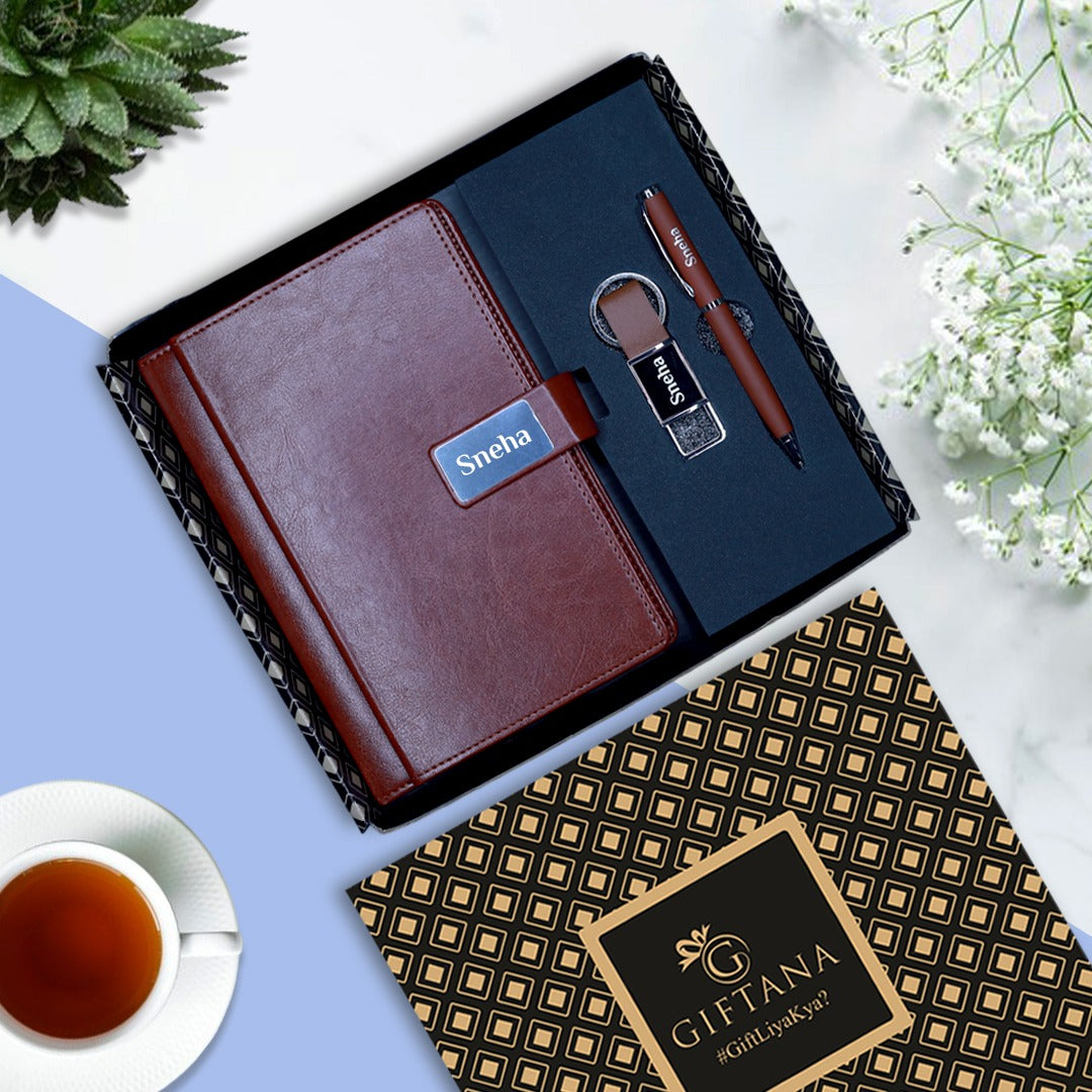 Leather Magnet Organizer Diary Pen Keychain Corporate Gift Set Leather Magnet Organizer Diary Pen Keychain Corporate Gift Set